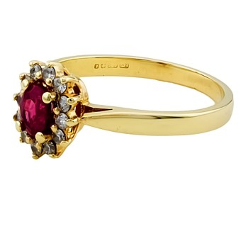 9ct gold Ruby / Diamond Cluster Ring size N